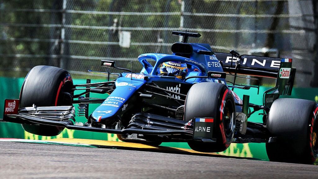 Alpine's car suffering from porpoising in a race.